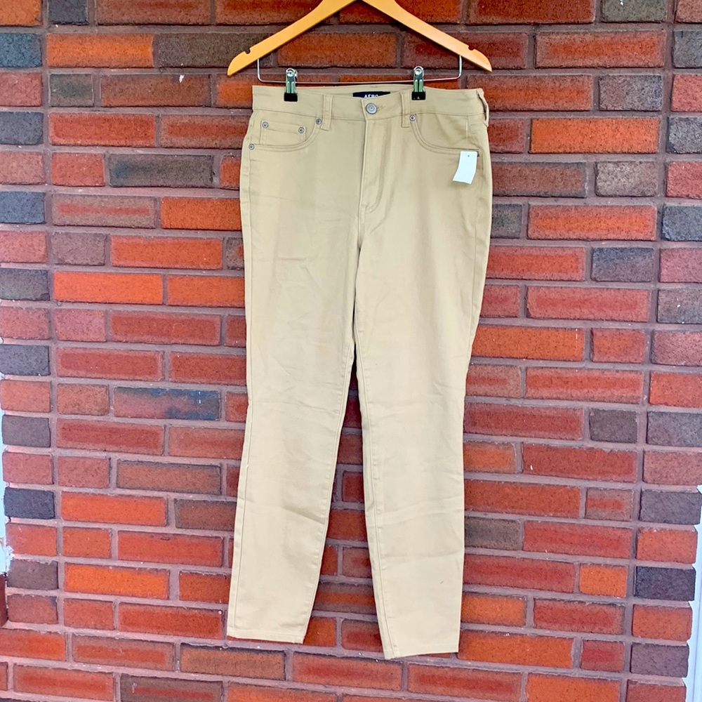 Tan Aero 10R seriously stretch high rise jegging
